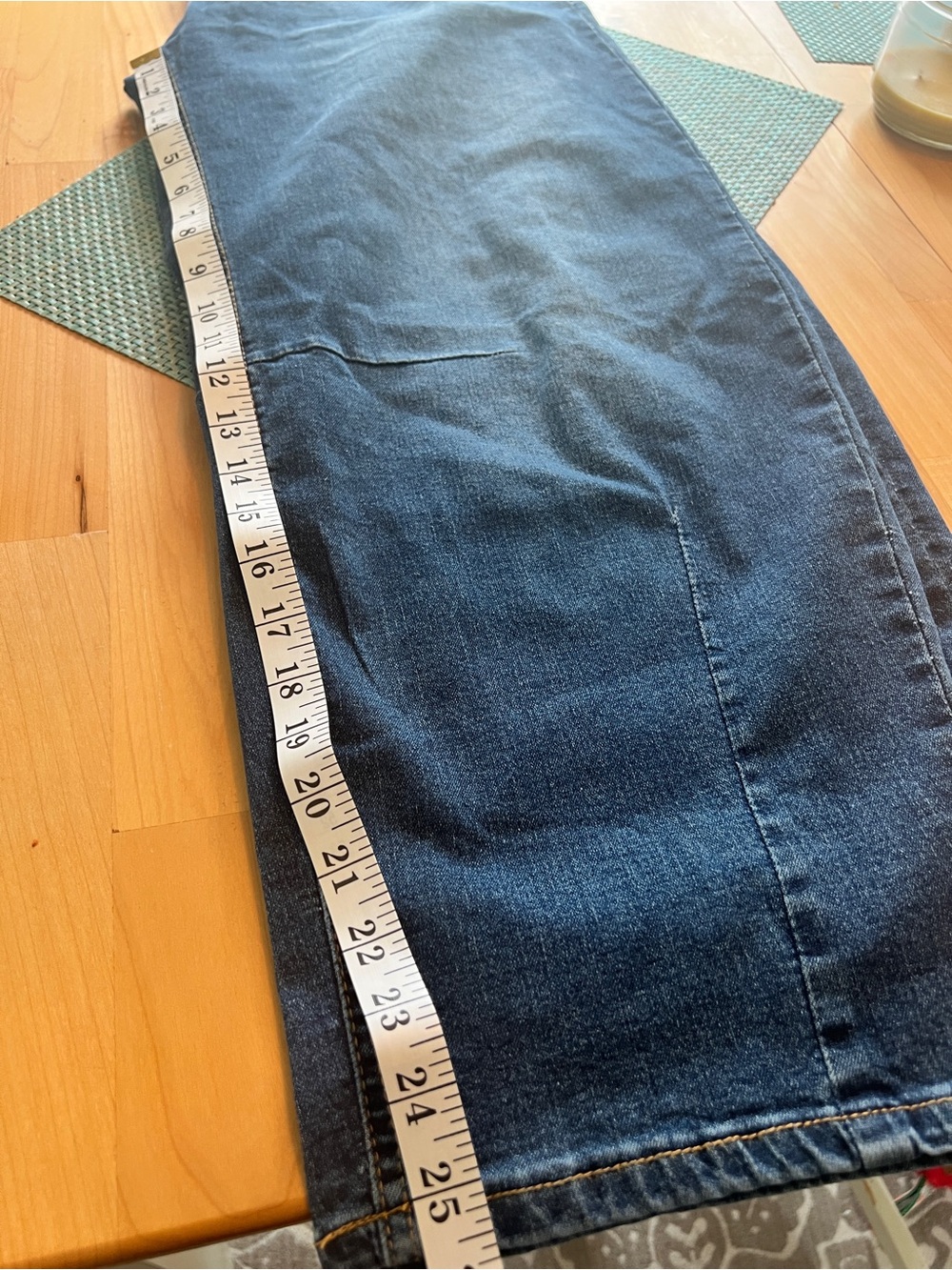 Barrel High-Rise Women’s Jeans in Blue - Picture 7 of 7